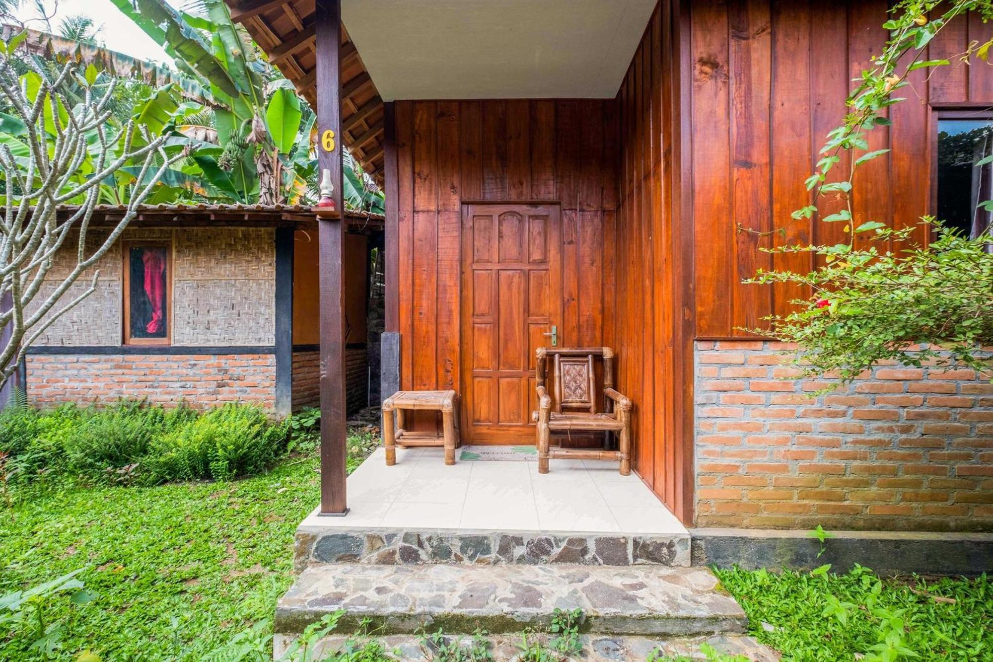 Oyo 3562 Pondok Inspirasi Minggir Klangkapang Buitenkant foto